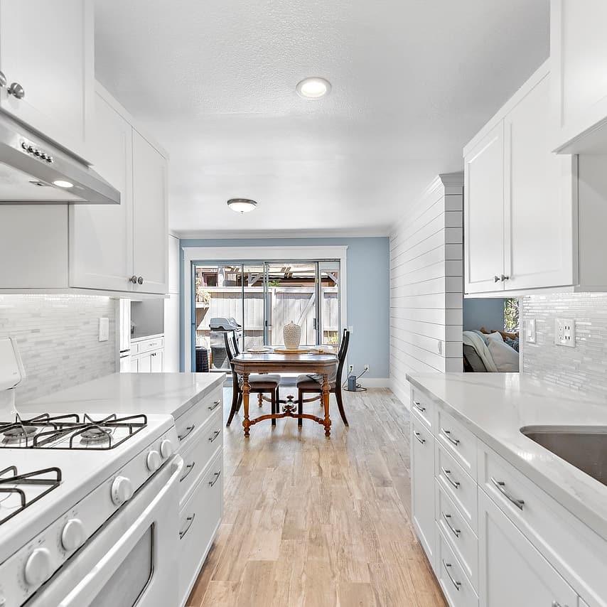 Dining Room: Shiplap