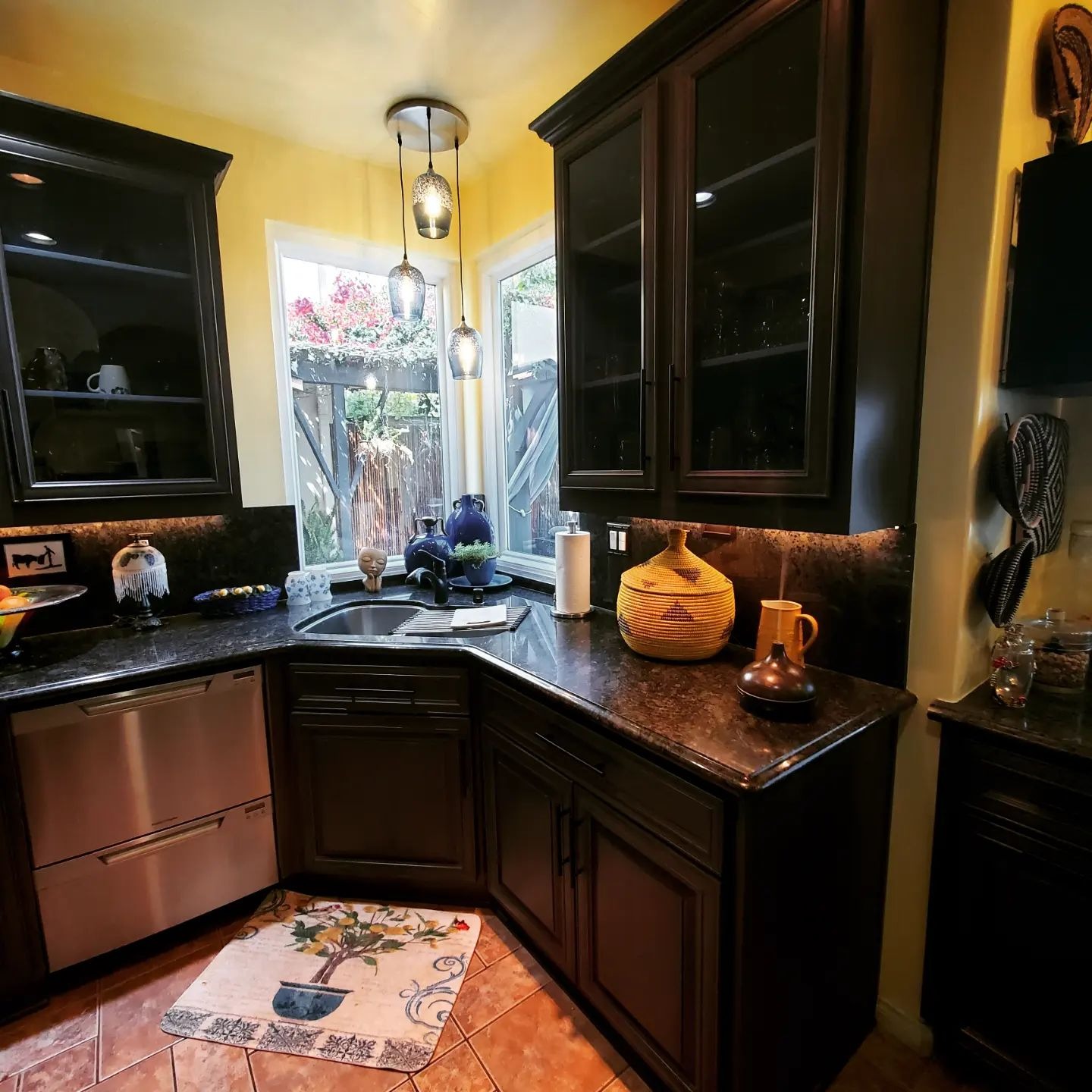 Kitchen Cabinet Refacing in Aliso Viejo, CA